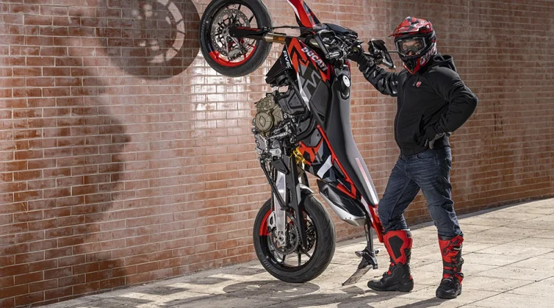 Ducati 698 Hypermotard