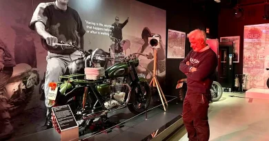 Marco Recchi al museo Triumph di Hinckley