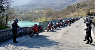 Gruppo moto lago Campotosto