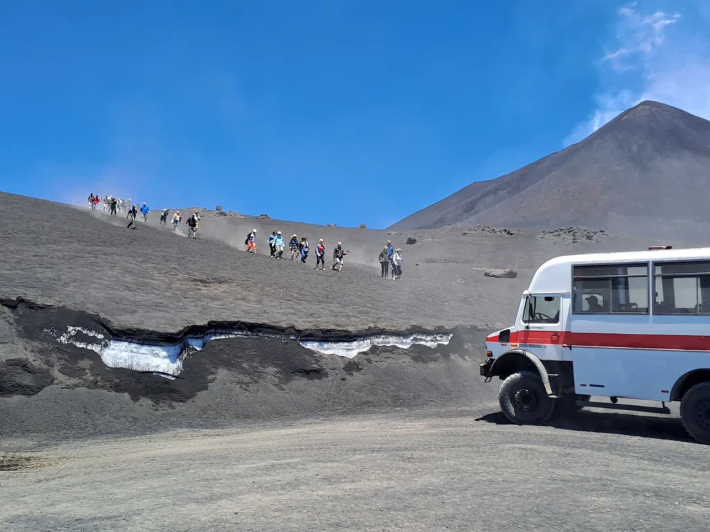 Turisti Etna