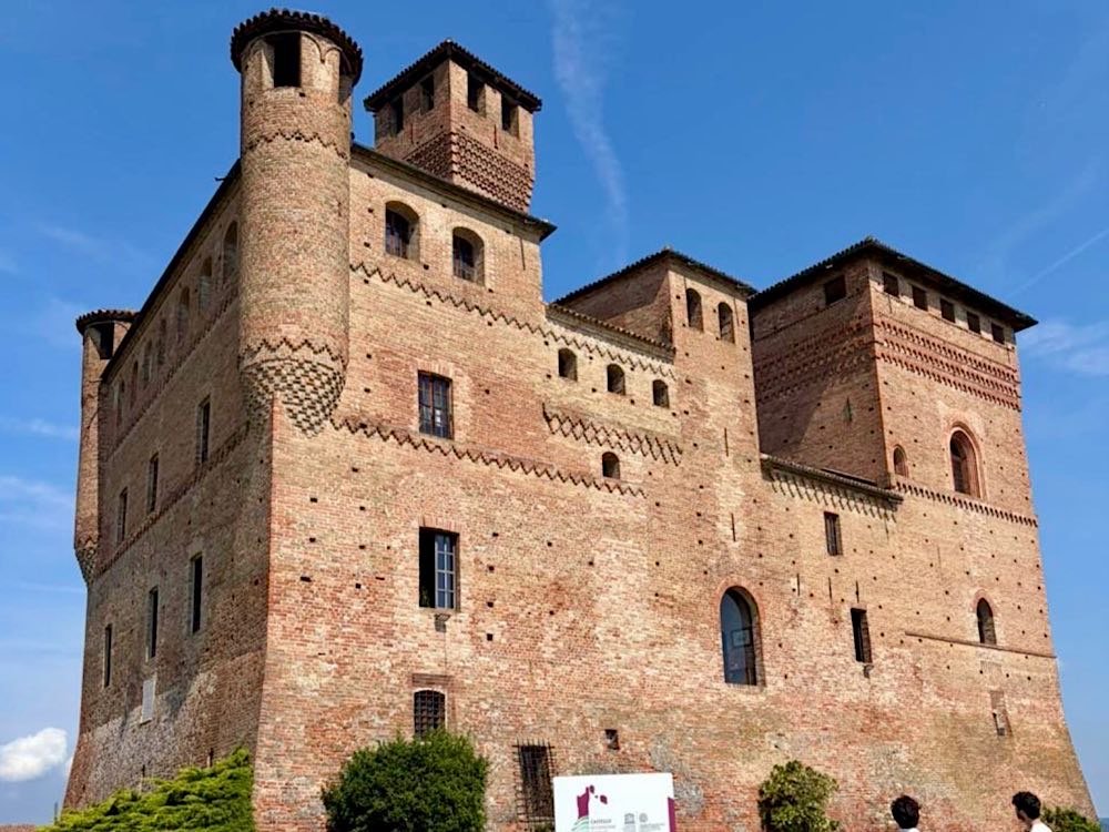 Castello di Grinzane Cavour
